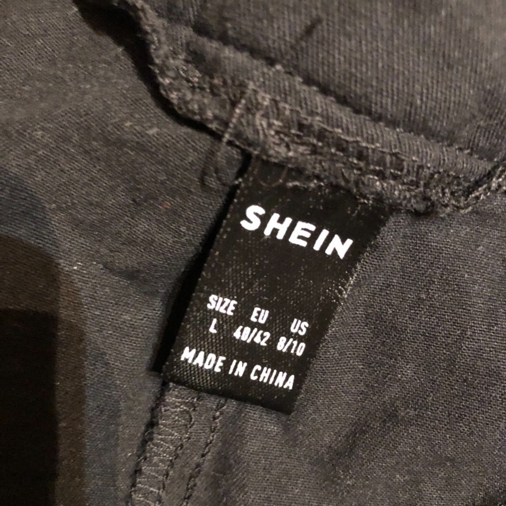 Black cargo pants